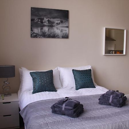The Trafford Apartment Stockport Ngoại thất bức ảnh